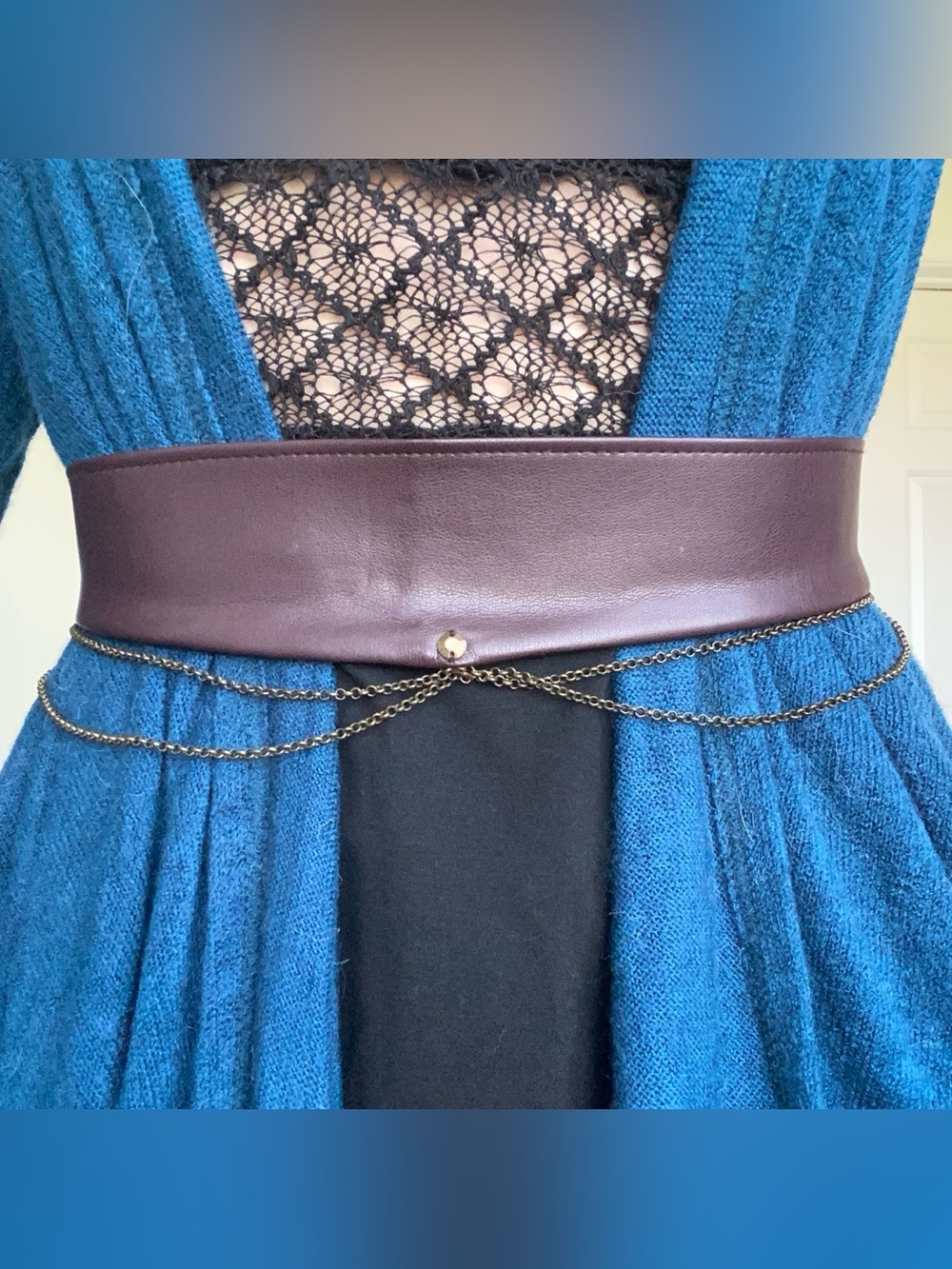 Toonzshop Brown leather belt with gold chain detail